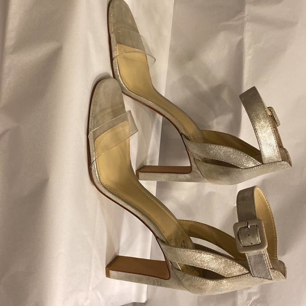 NEW Vince Camuto Heeled Sandal - 9.5 - Picture 3 of 8